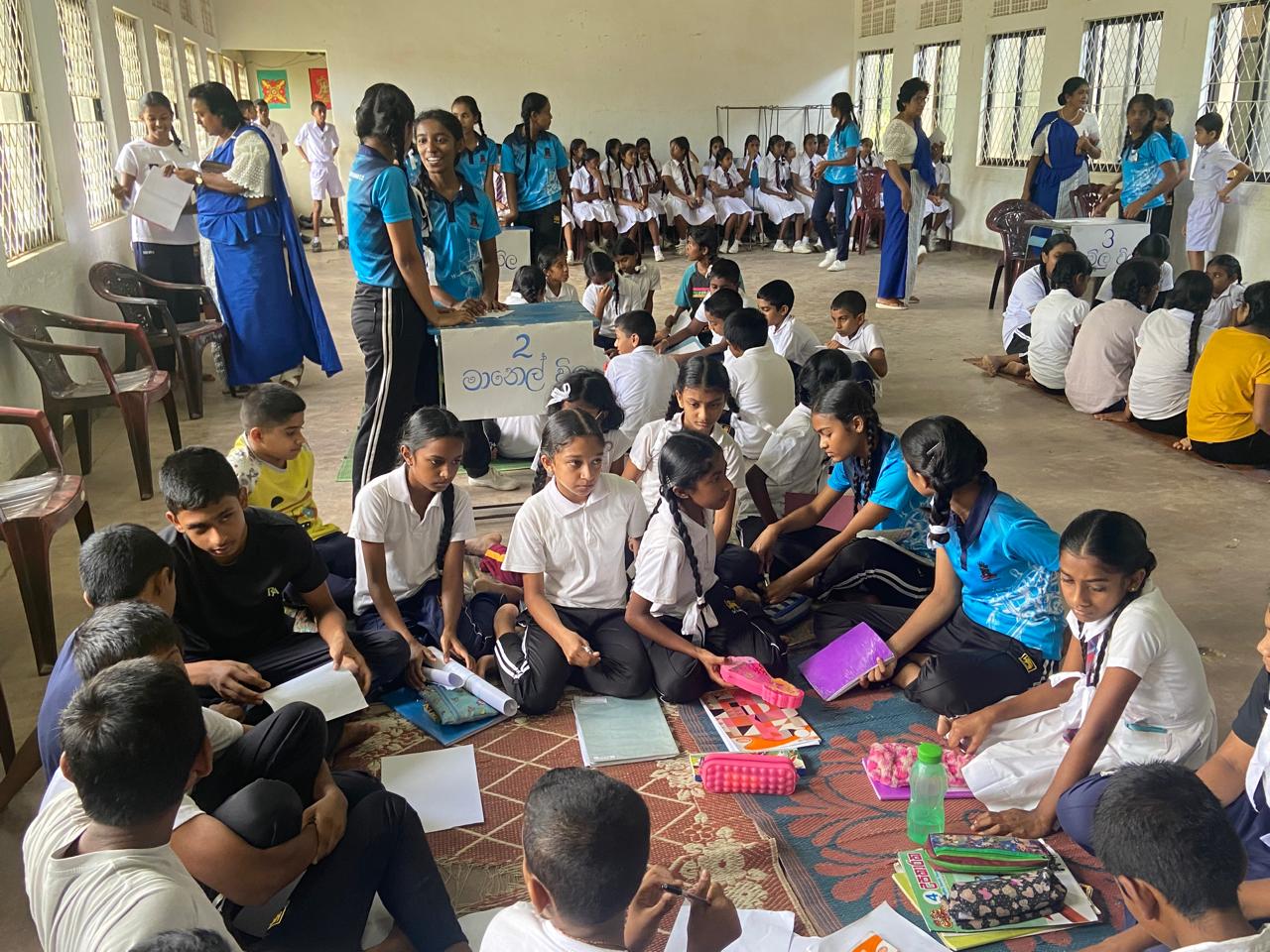 මඟ කියනා  තරුය අකුරු පොත් කියවමු දිනමු මිතුරු...!